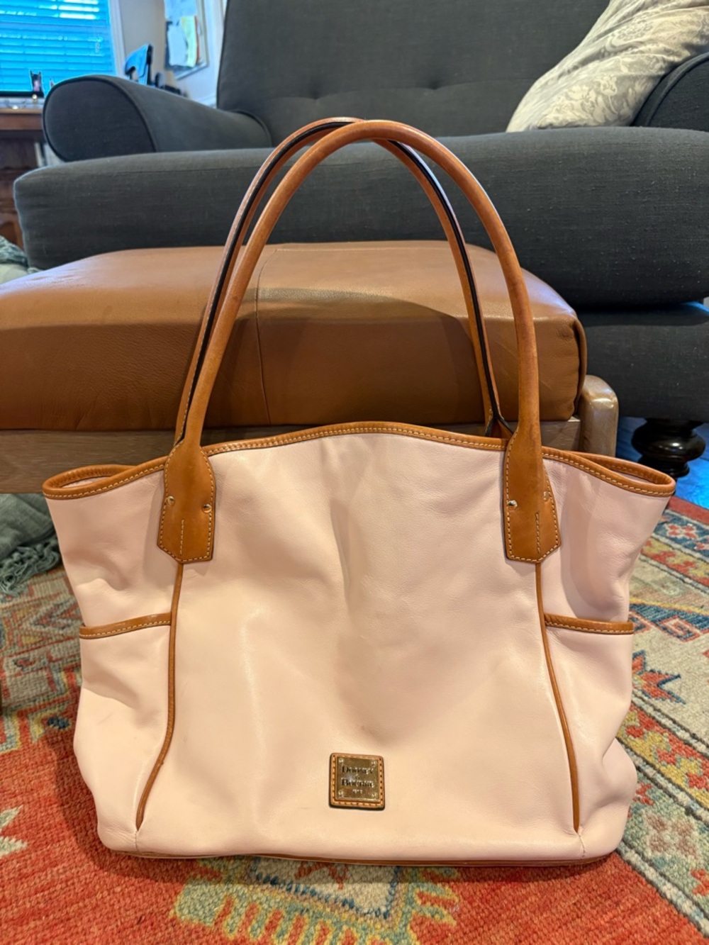 VGUC Pale Pink DOONEY Tote/Purse —Soft Genuine Leather w/Tan Trim & Lots of Room
